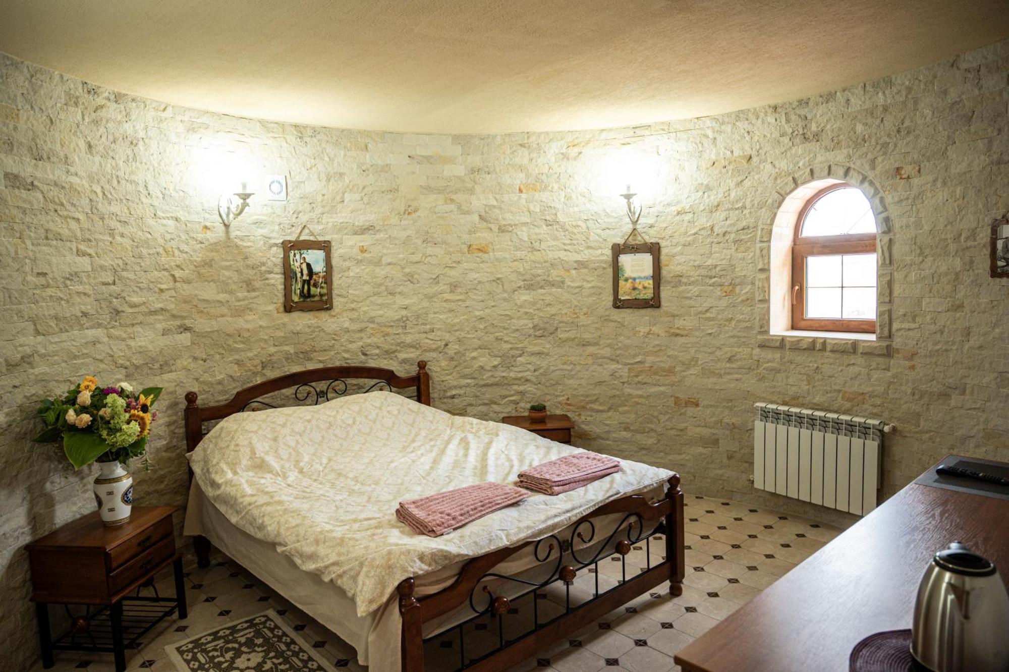 Castel Unghern Ivancea Exterior photo